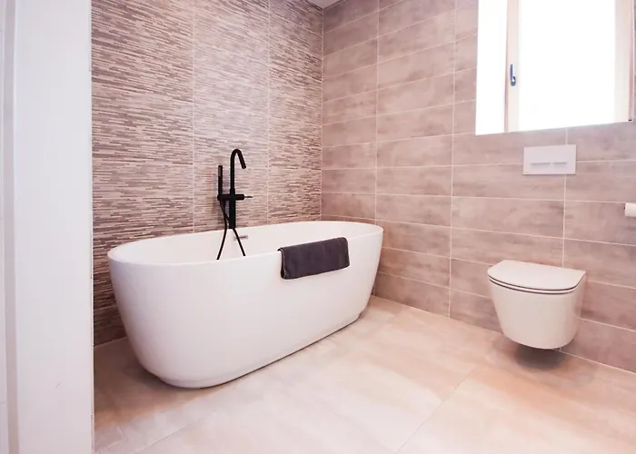 Grange Renovee- 3 빌라 Basly