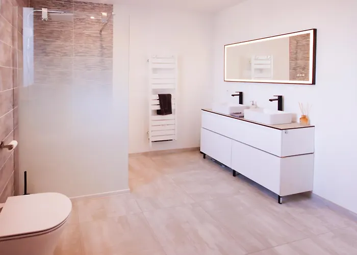 빌라 Grange Renovee- 3 *